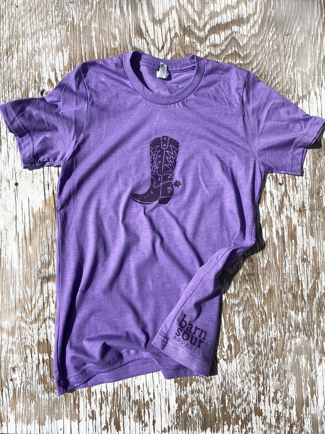 SHORT SLEEVED BOOT TEE